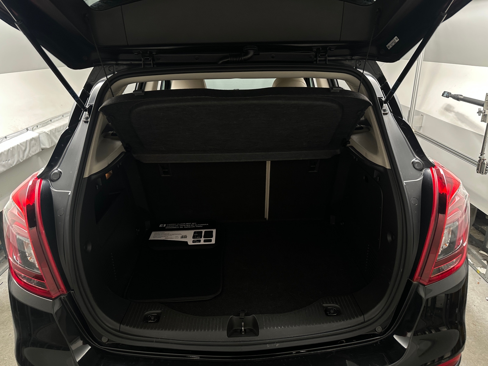 Thumbnail: 2019 Buick Encore - 6