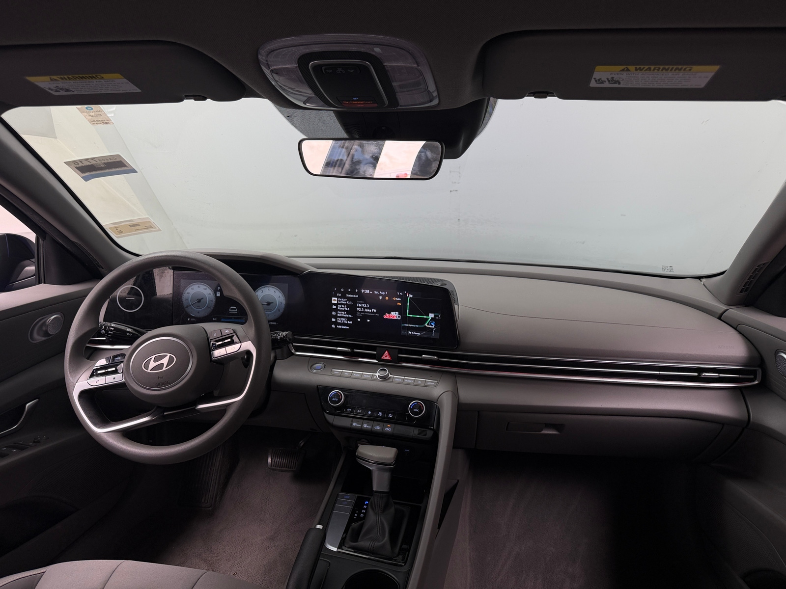 Thumbnail: 2024 Hyundai Elantra - 3
