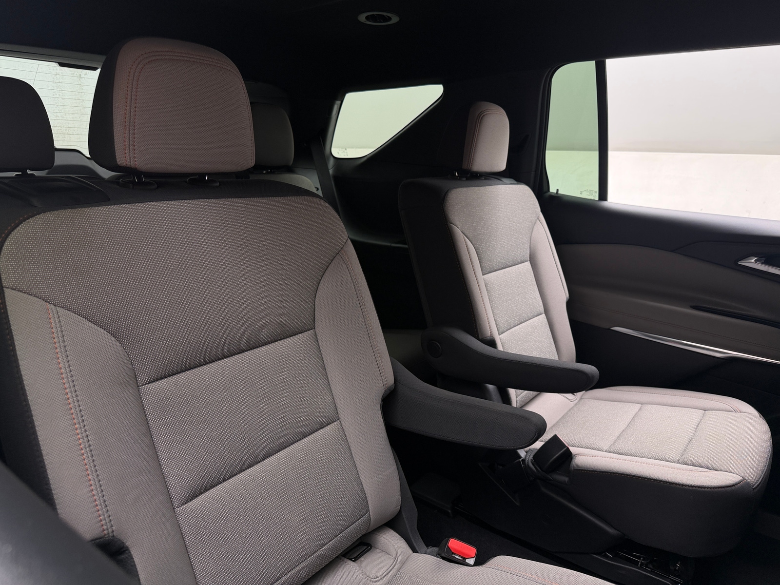 Thumbnail: 2026 Chevrolet Traverse - 6