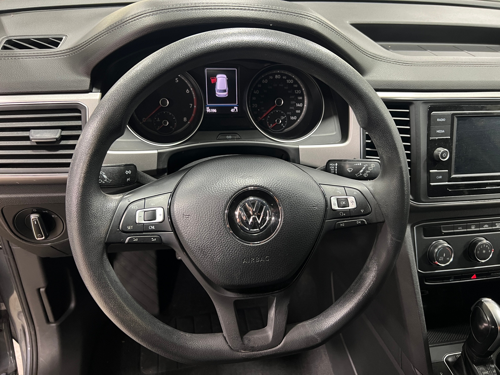 Thumbnail: 2018 Volkswagen Atlas - 5