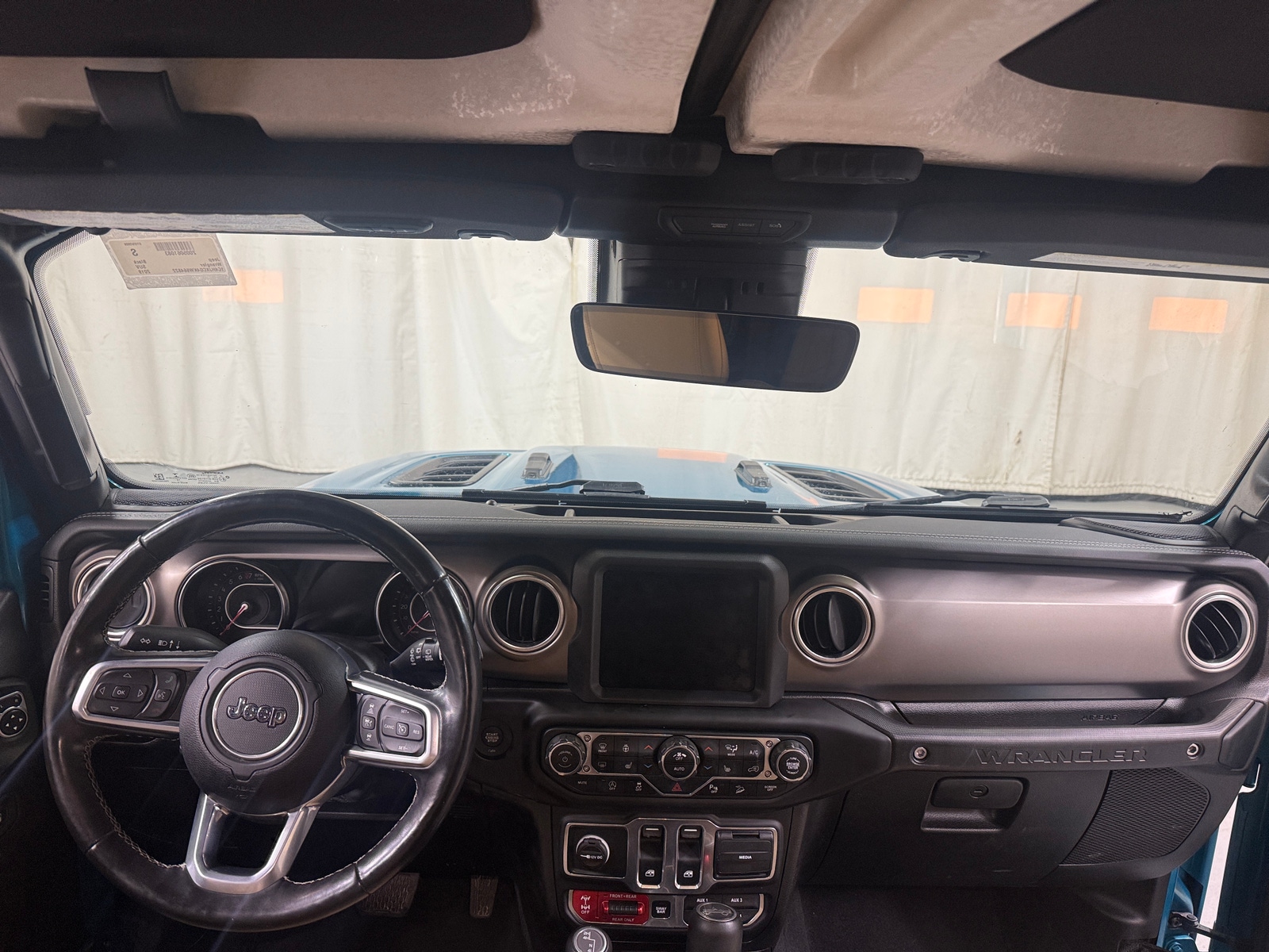 Thumbnail: 2019 Jeep Wrangler - 2
