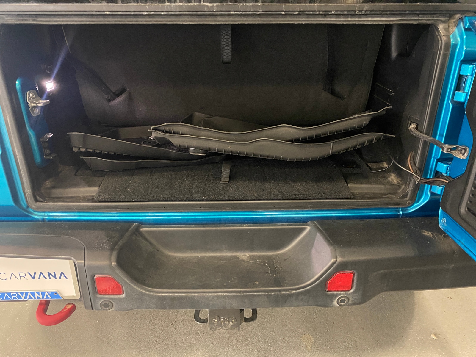 Thumbnail: 2019 Jeep Wrangler - 6