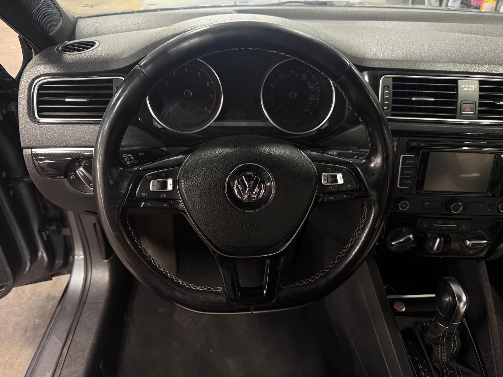 Thumbnail: 2015 Volkswagen Jetta - 4