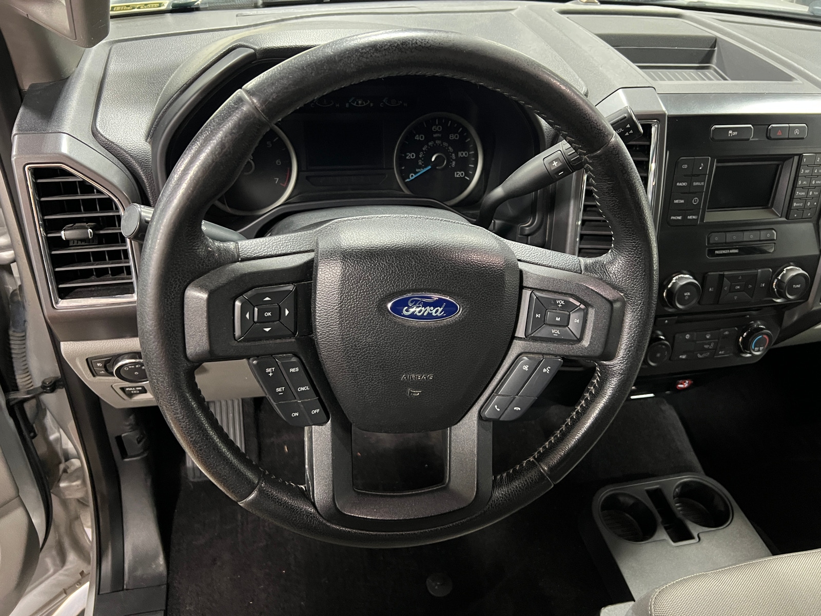 Thumbnail: 2016 Ford Econoline - 5
