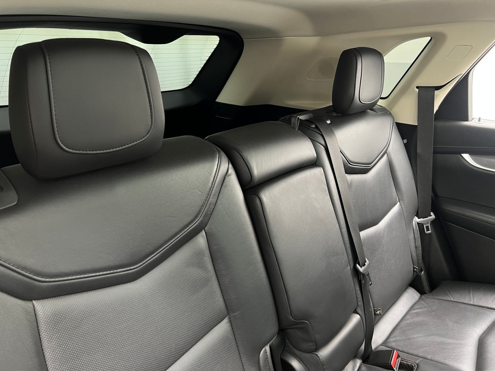 Thumbnail: 2019 Cadillac XT5 - 5