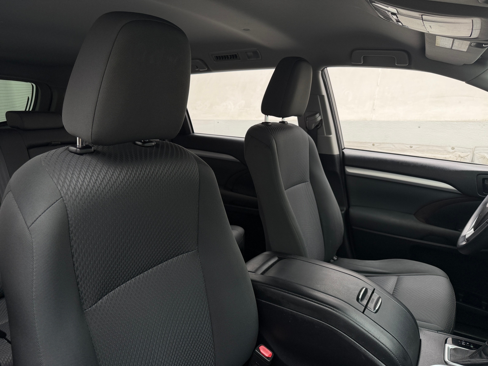 Thumbnail: 2017 Toyota Highlander - 2