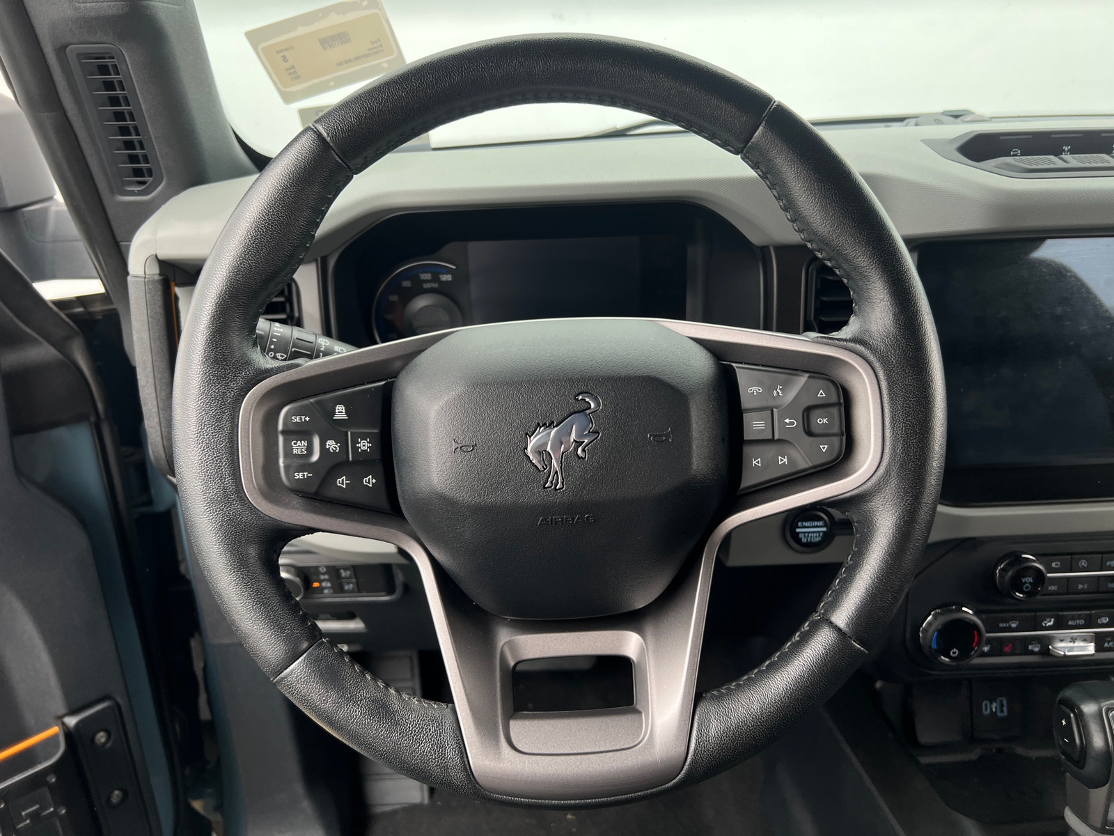 Thumbnail: 2021 Ford Bronco - 4