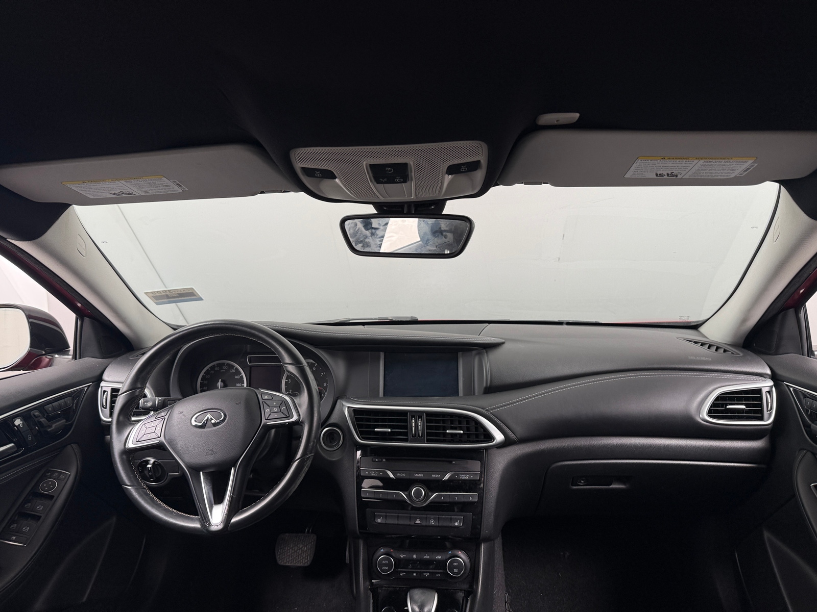 Thumbnail: 2018 INFINITI QX30 - 2
