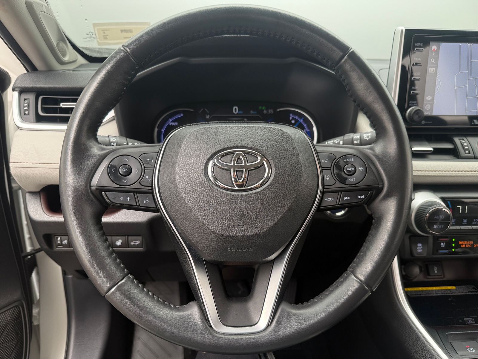 Thumbnail: 2020 Toyota RAV4 - 4
