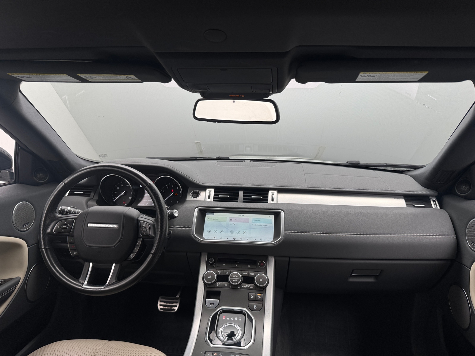 Thumbnail: 2017 Land Rover Range Rover Evoque - 2