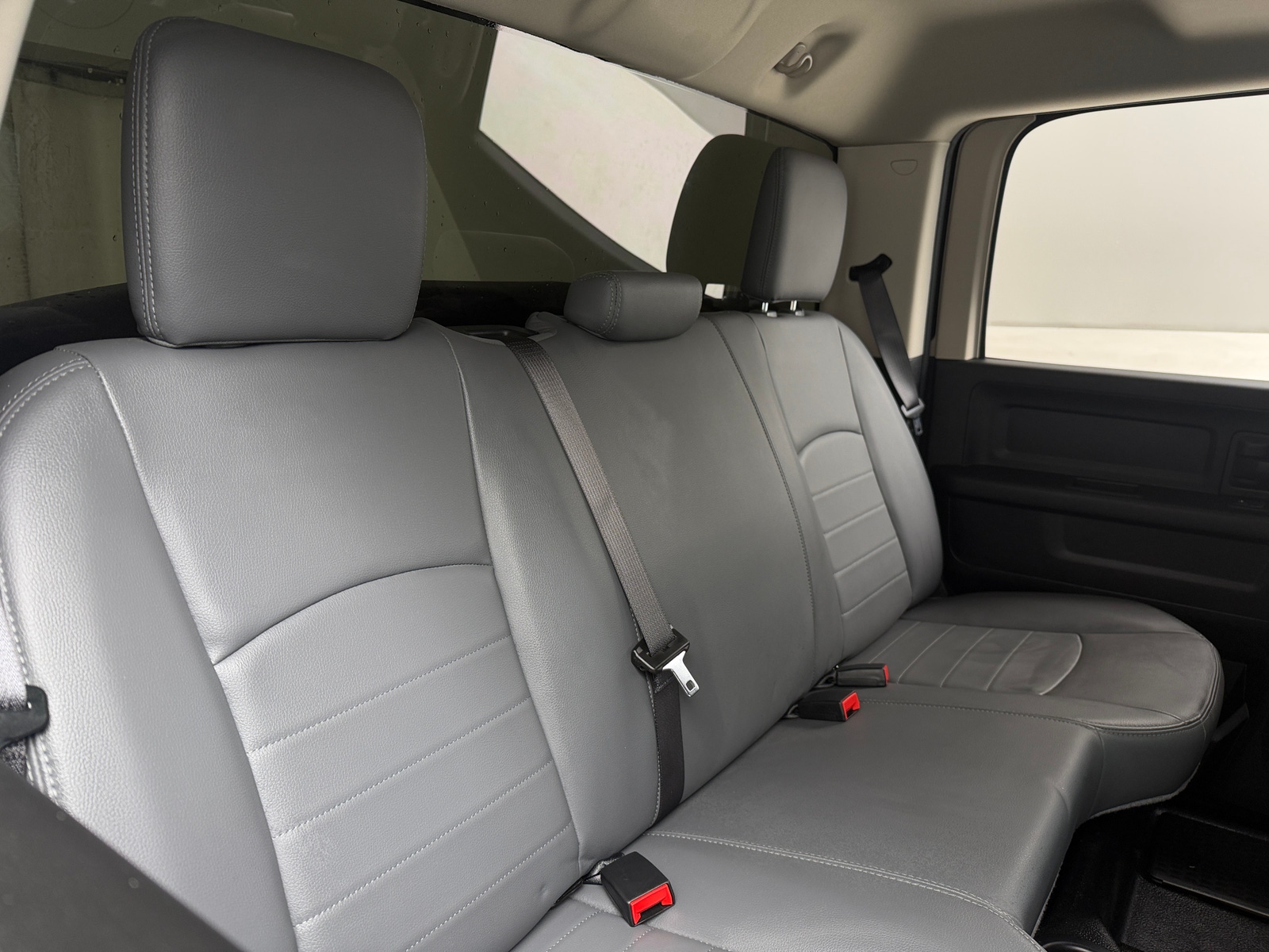 Thumbnail: 2020 RAM 1500 Classic - 6