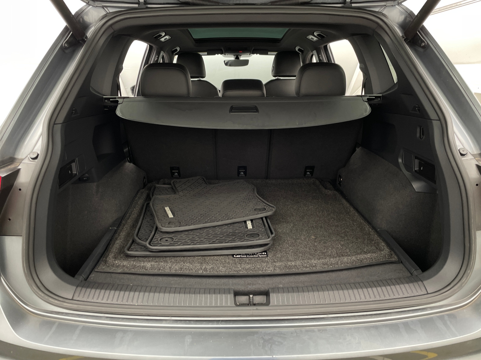 Thumbnail: 2019 Volkswagen Tiguan - 6
