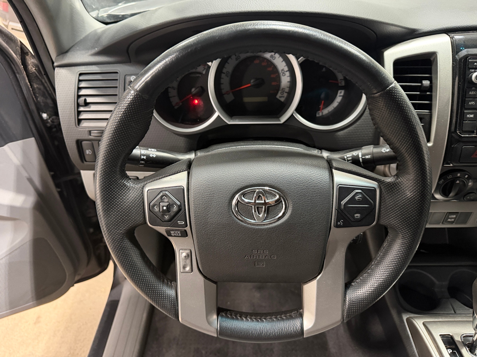 Thumbnail: 2015 Toyota Tacoma - 5