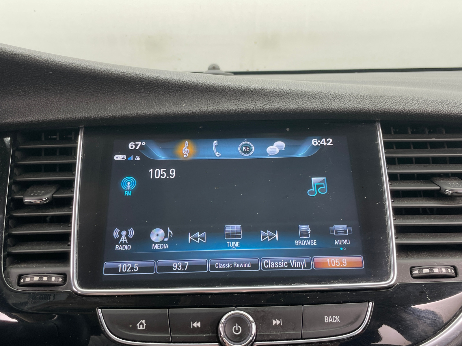 Thumbnail: 2019 Buick Encore - 3
