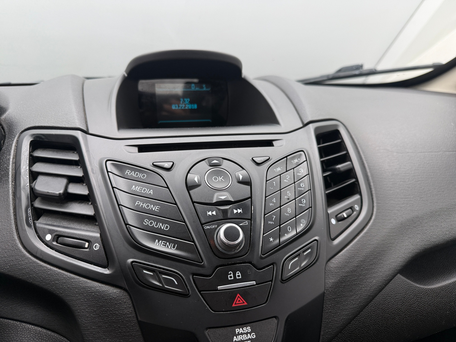 Thumbnail: 2016 Ford Fiesta - 4
