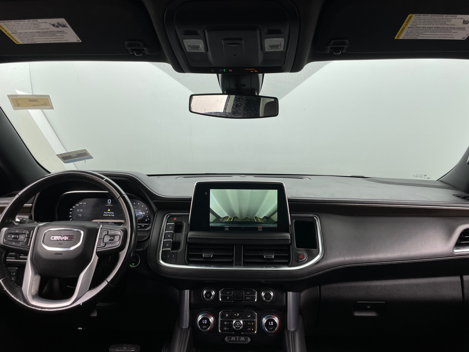 Thumbnail: 2022 GMC Yukon XL - 3