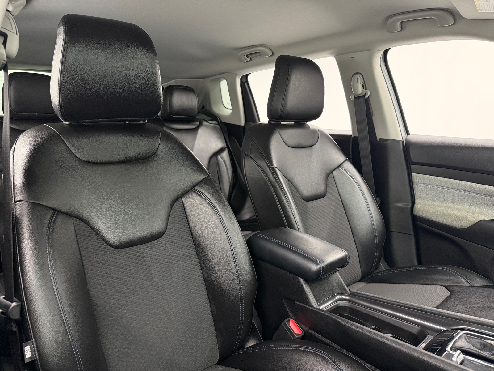 Thumbnail: 2022 Jeep Compass - 2