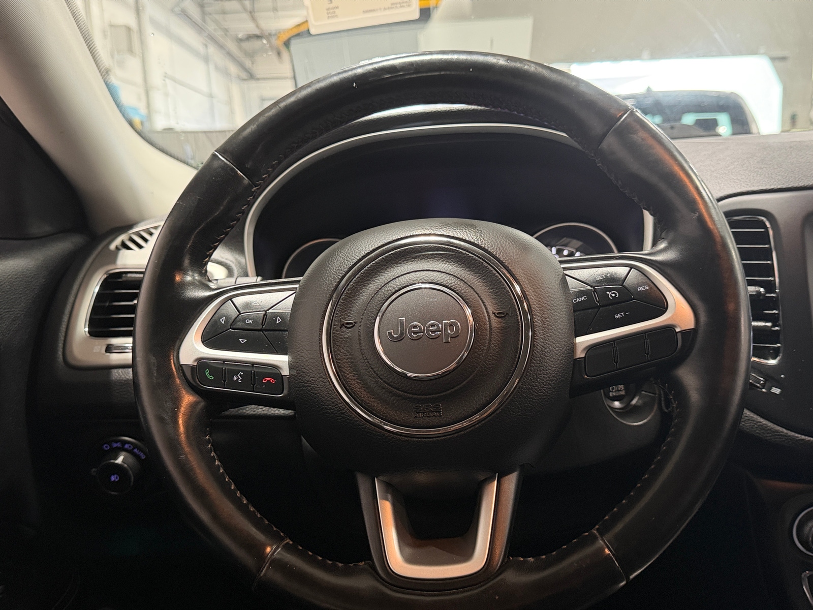 Thumbnail: 2020 Jeep Compass - 5