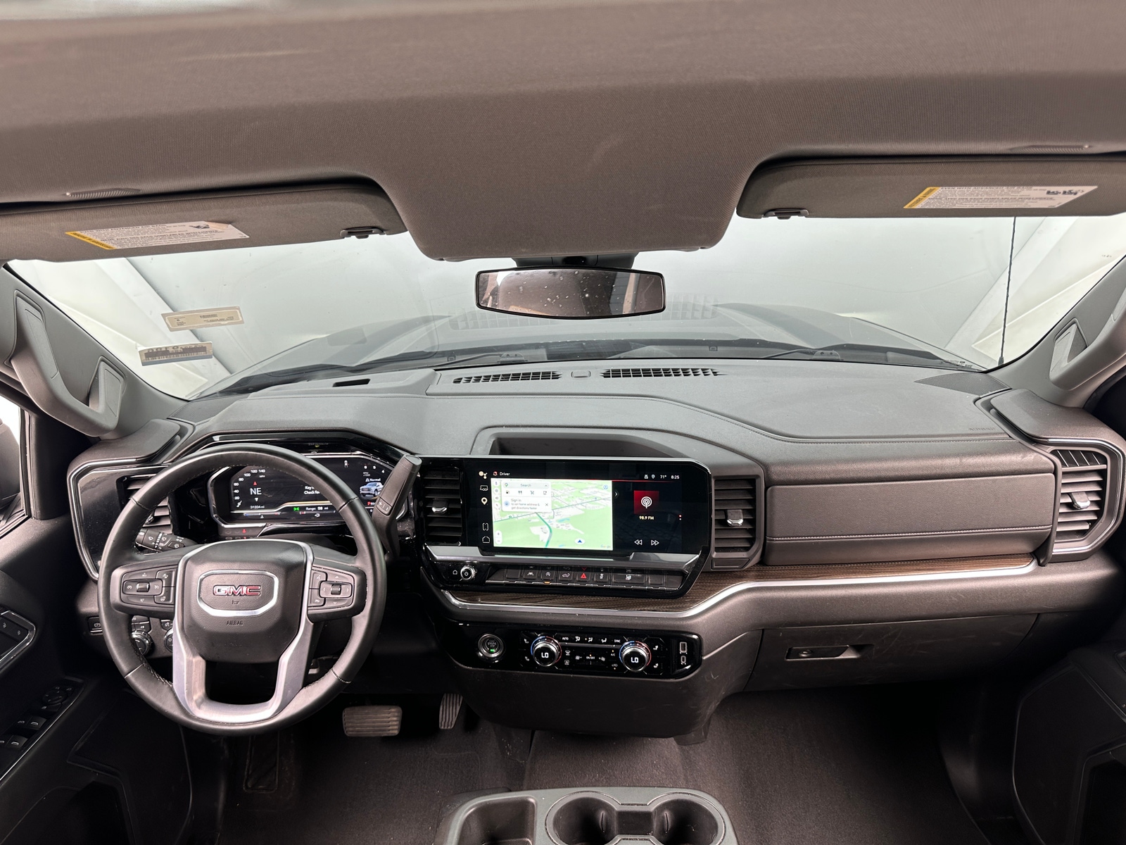Thumbnail: 2023 GMC Sierra 1500 - 3