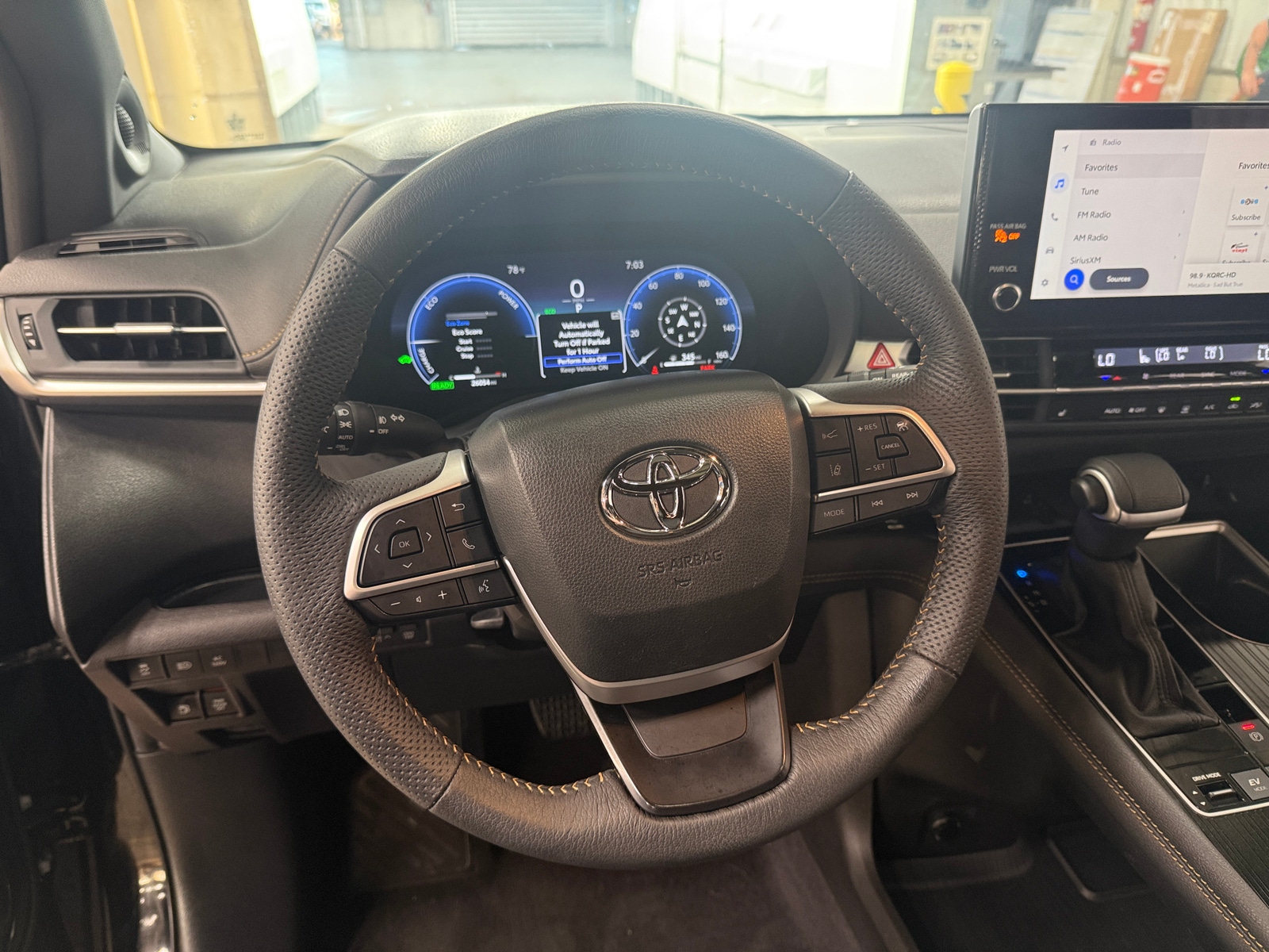 Thumbnail: 2025 Toyota Sienna - 4