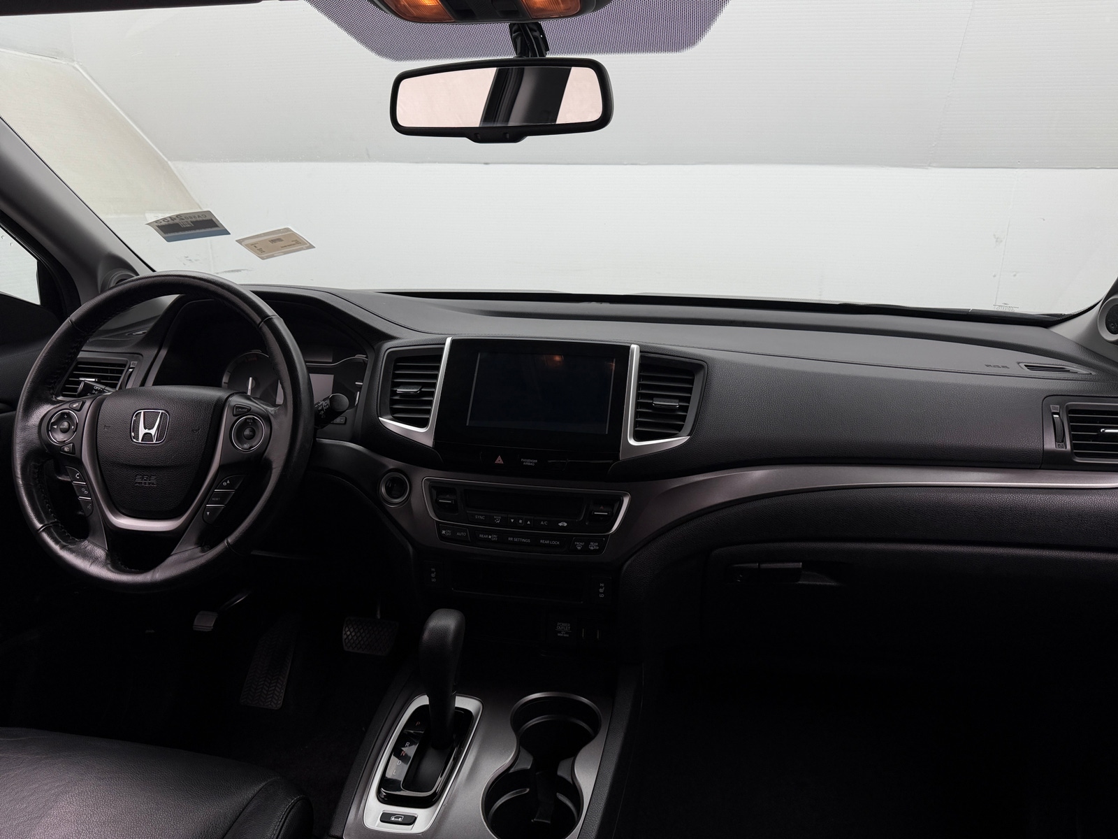 Thumbnail: 2016 Honda Pilot - 2