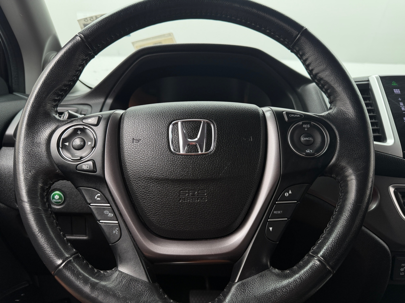 Thumbnail: 2016 Honda Pilot - 4