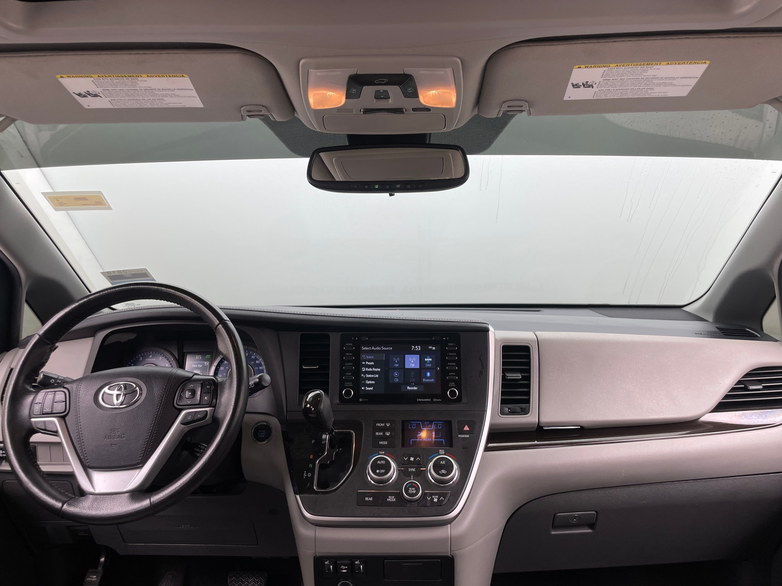Thumbnail: 2020 Toyota Sienna - 2