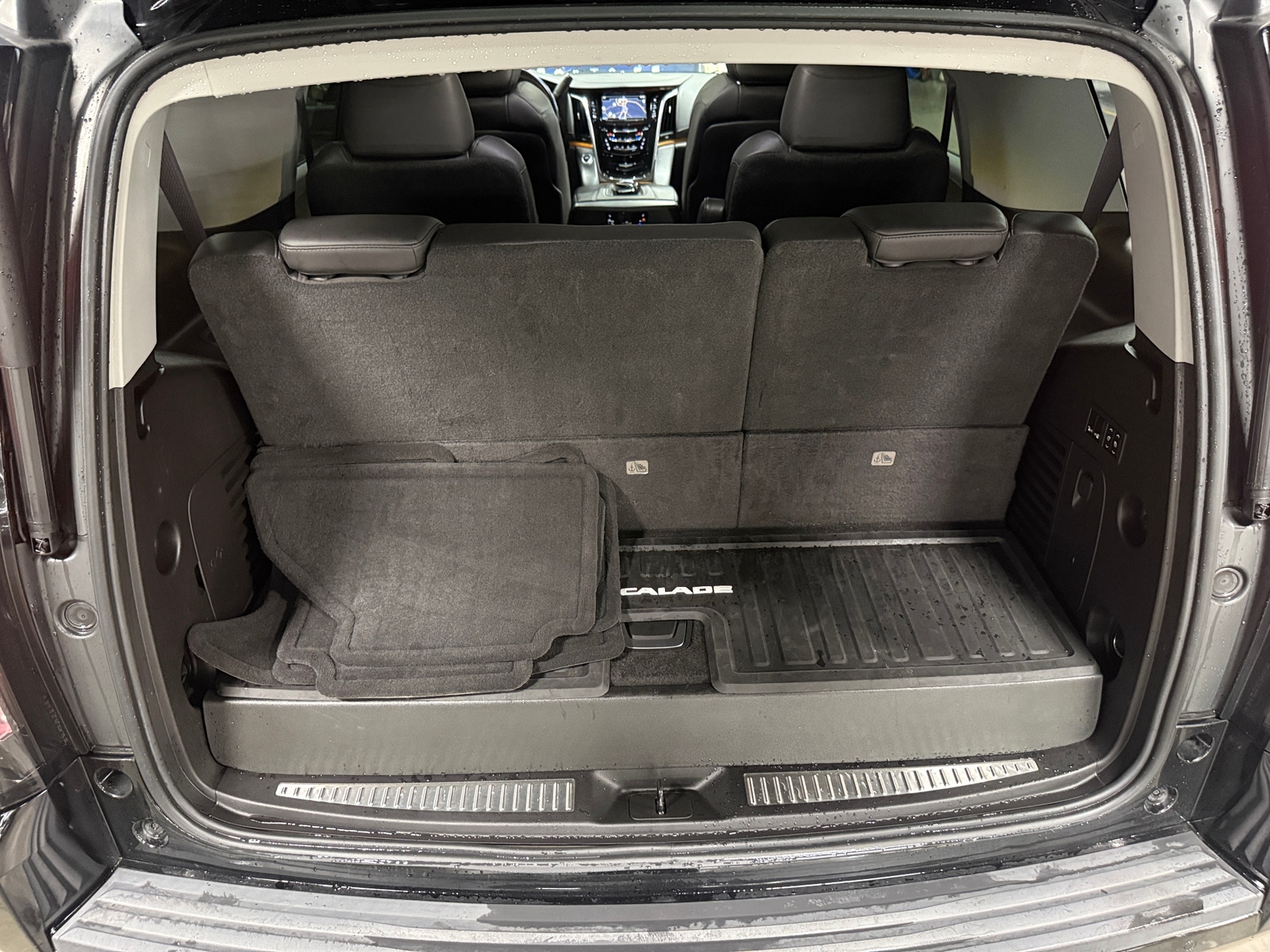 Thumbnail: 2016 Cadillac Escalade - 6