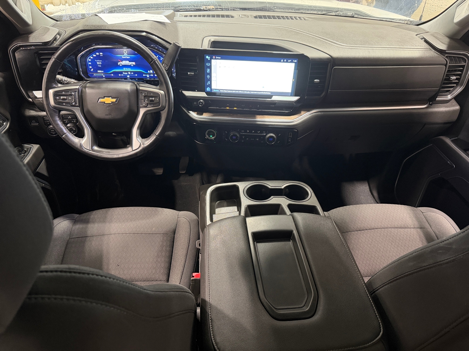 Thumbnail: 2022 Chevrolet Silverado 1500 - 3