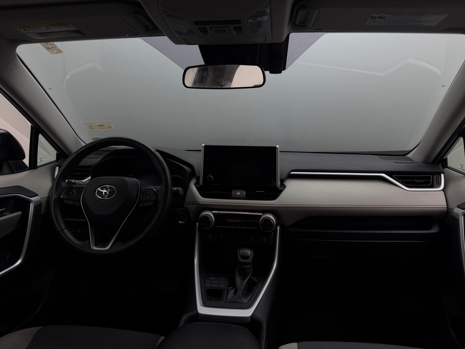 Thumbnail: 2024 Toyota RAV4 - 3