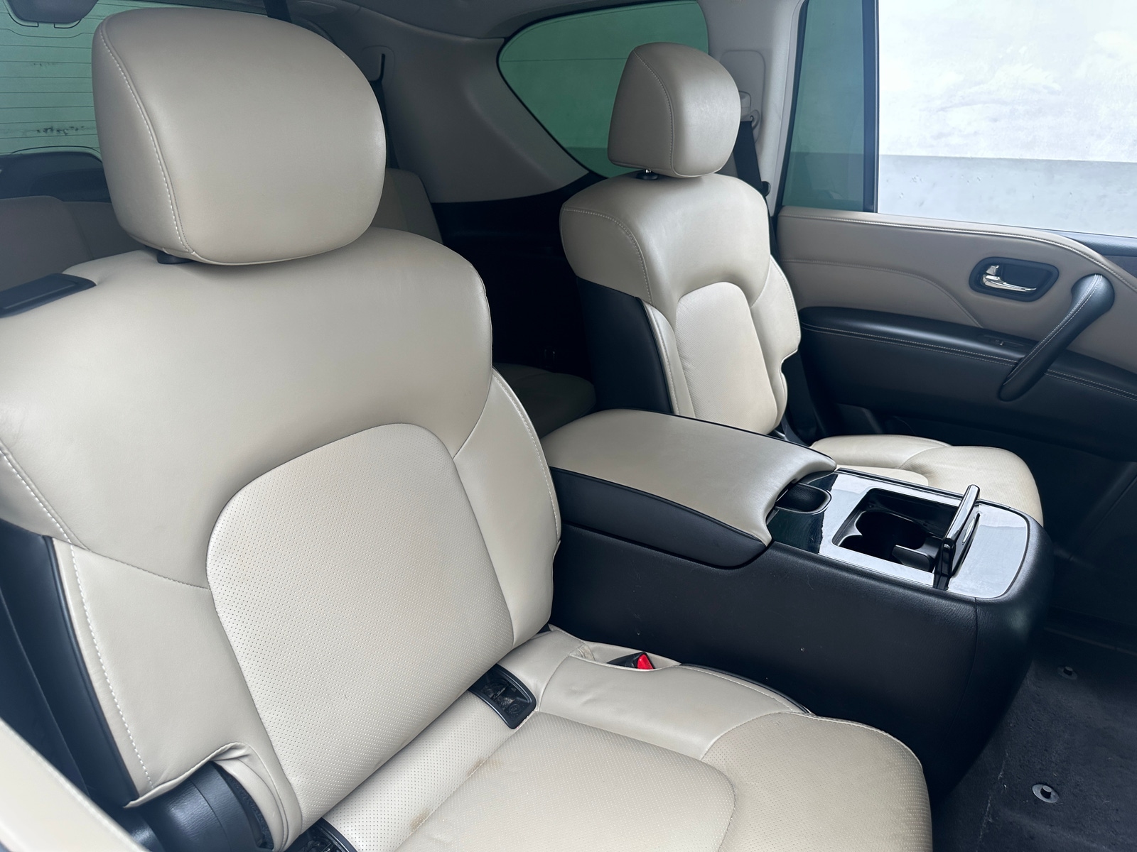 Thumbnail: 2022 INFINITI QX80 - 5