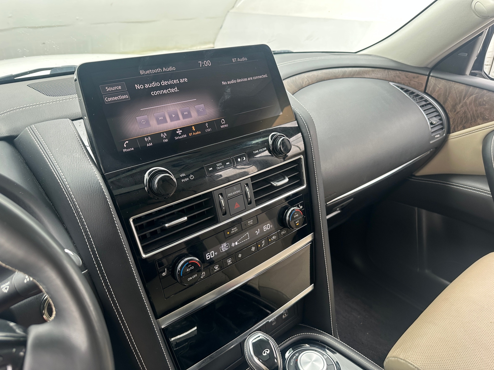 Thumbnail: 2022 INFINITI QX80 - 3