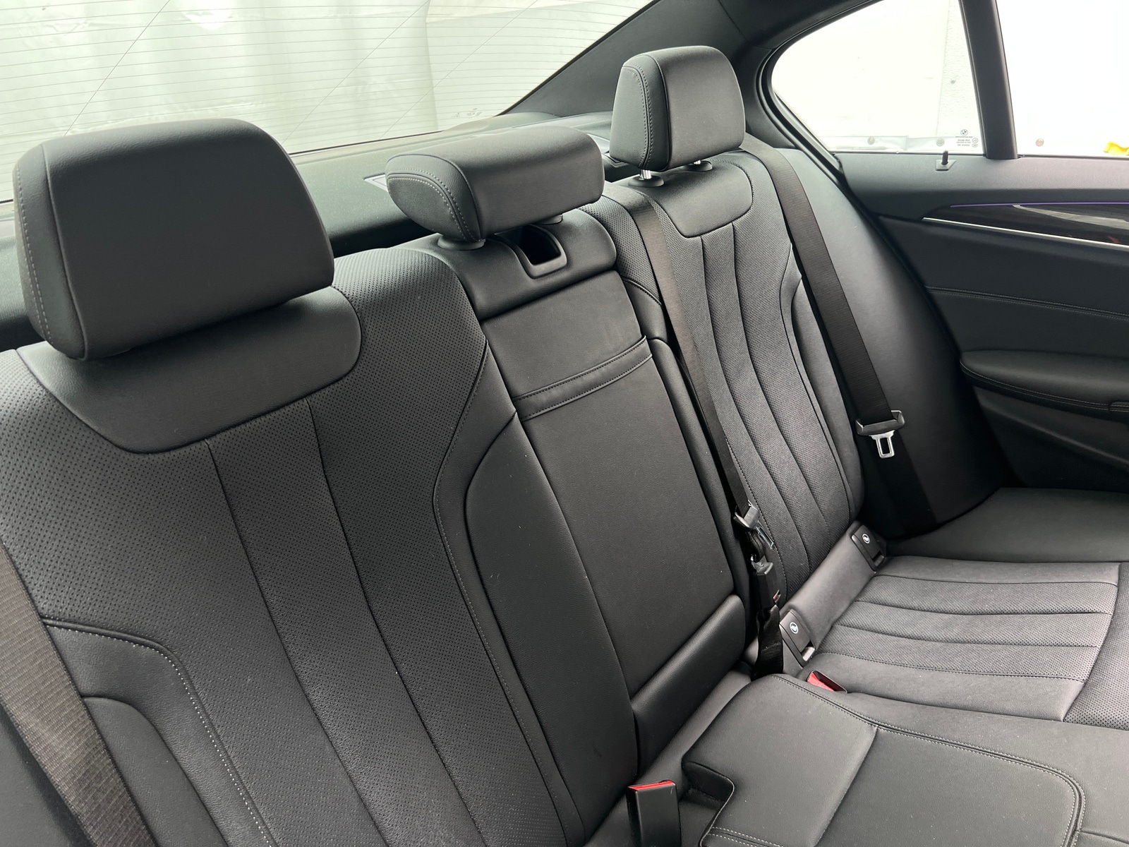 Thumbnail: 2021 BMW 5 Series - 5