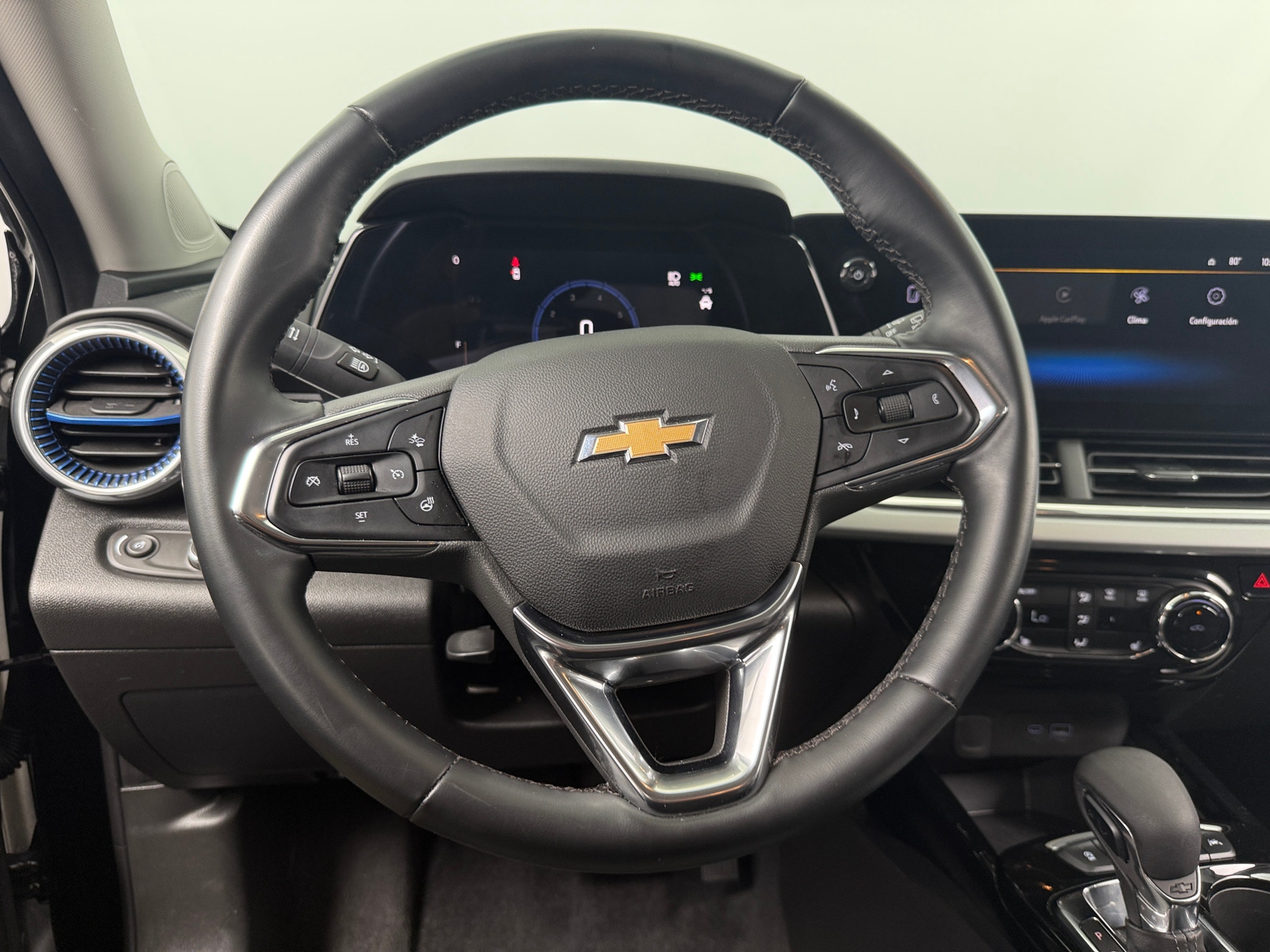 Thumbnail: 2025 Chevrolet Trax - 4