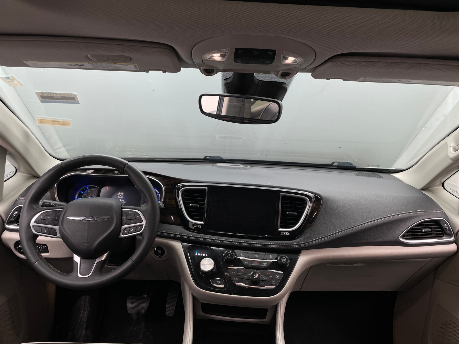 Thumbnail: 2023 Chrysler Pacifica - 2