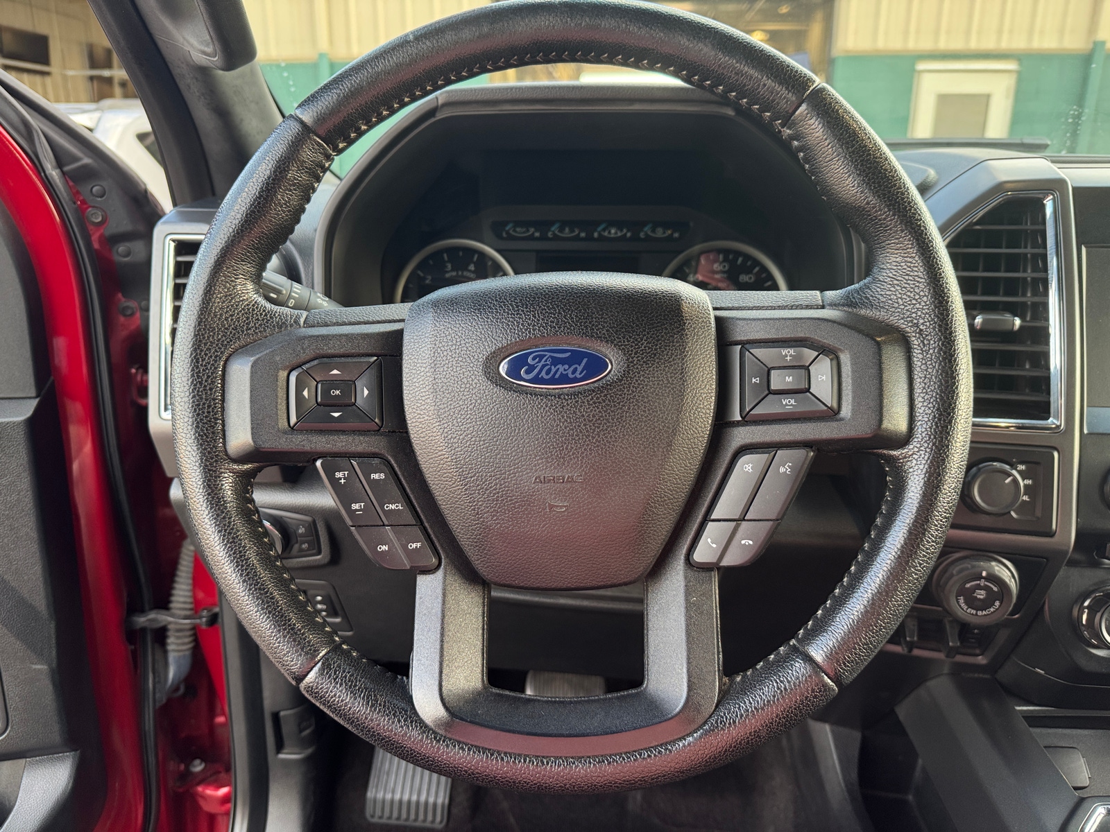 Thumbnail: 2016 Ford Econoline - 5
