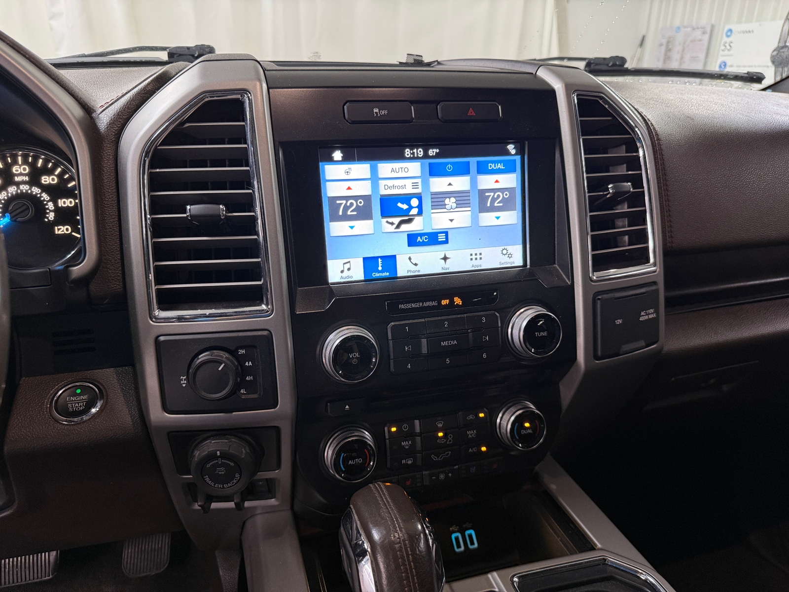 Thumbnail: 2016 Ford Econoline - 3