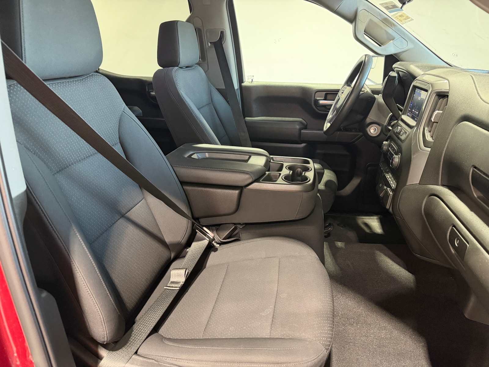 Thumbnail: 2020 Chevrolet Silverado 1500 - 2