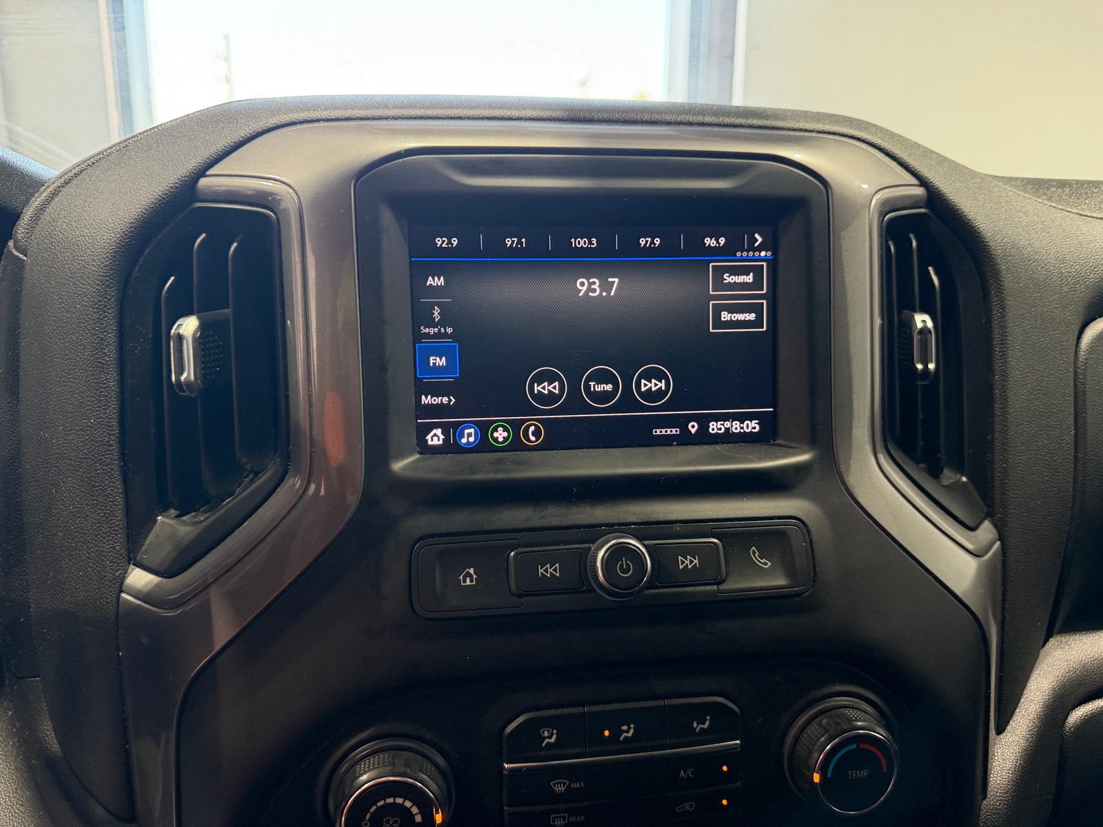 Thumbnail: 2020 Chevrolet Silverado 1500 - 4