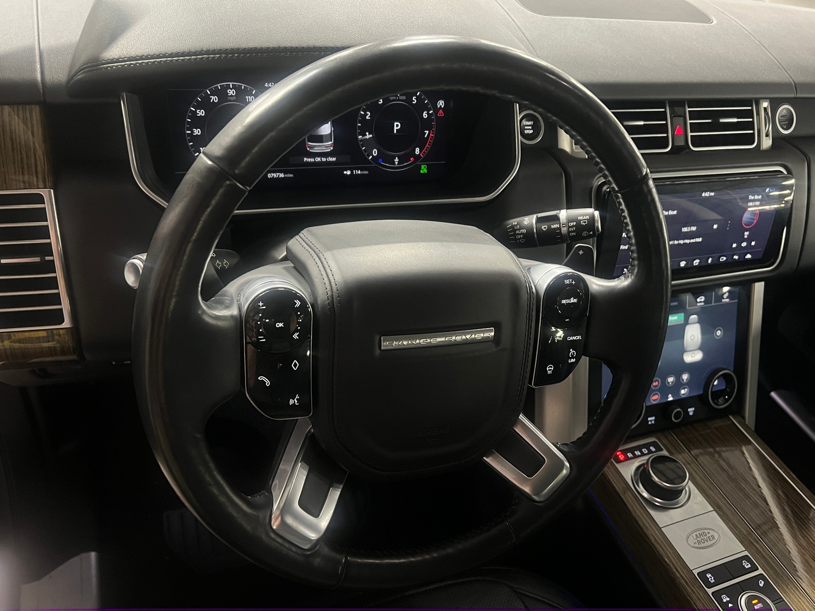 Thumbnail: 2020 Land Rover Range Rover - 4