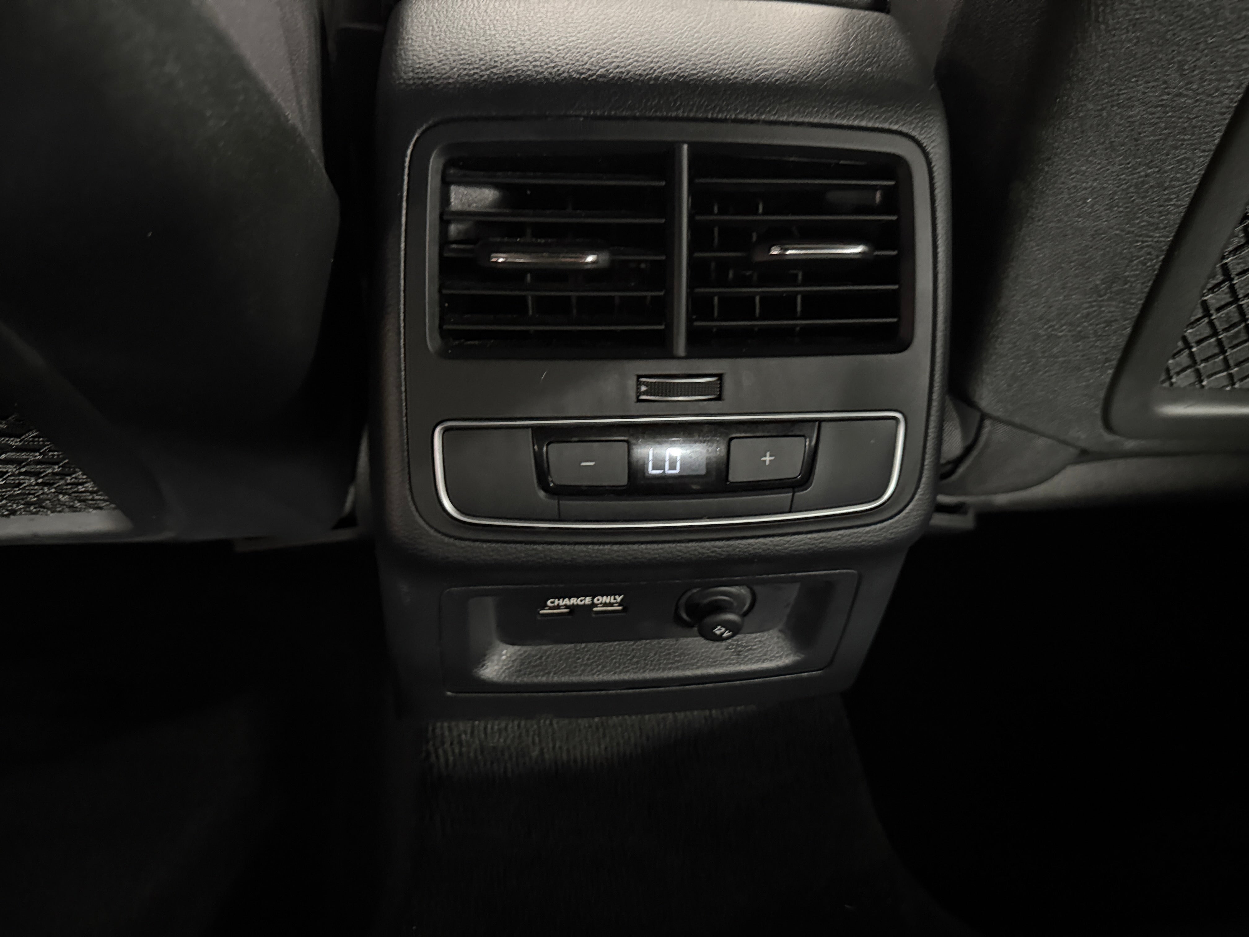 WAUDACF54SA007675
