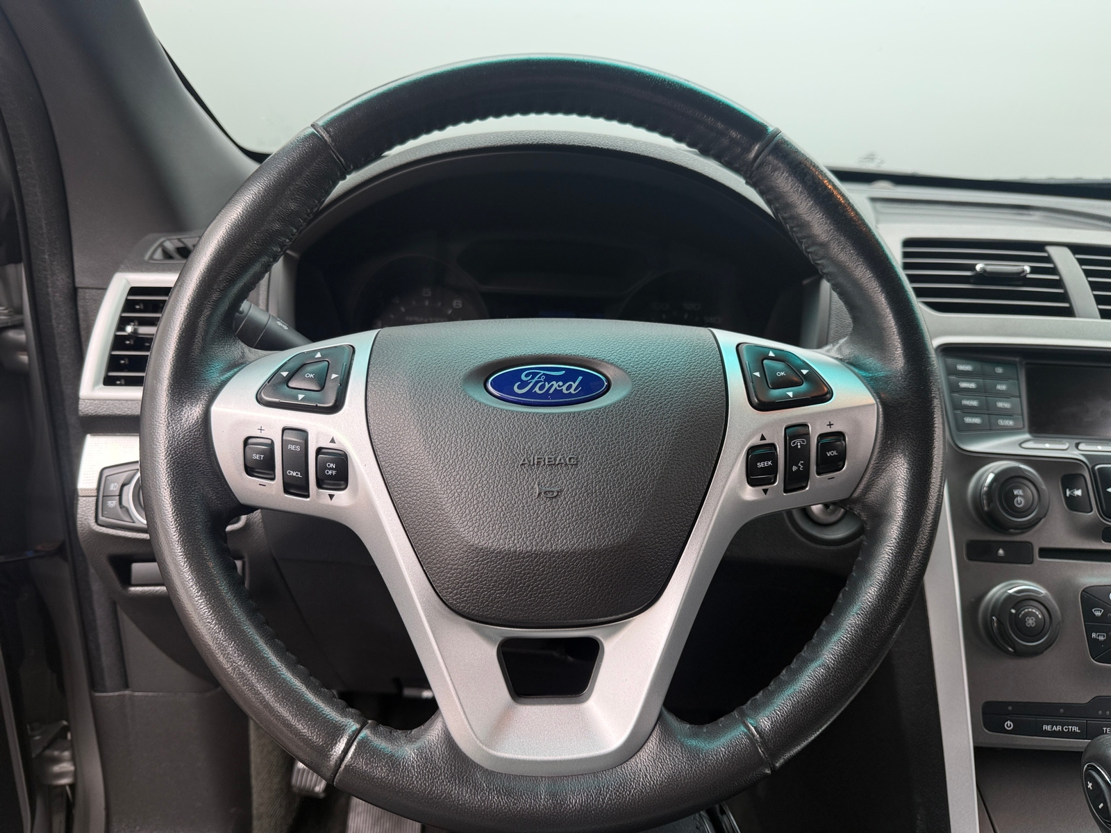 Thumbnail: 2014 Ford Explorer - 5
