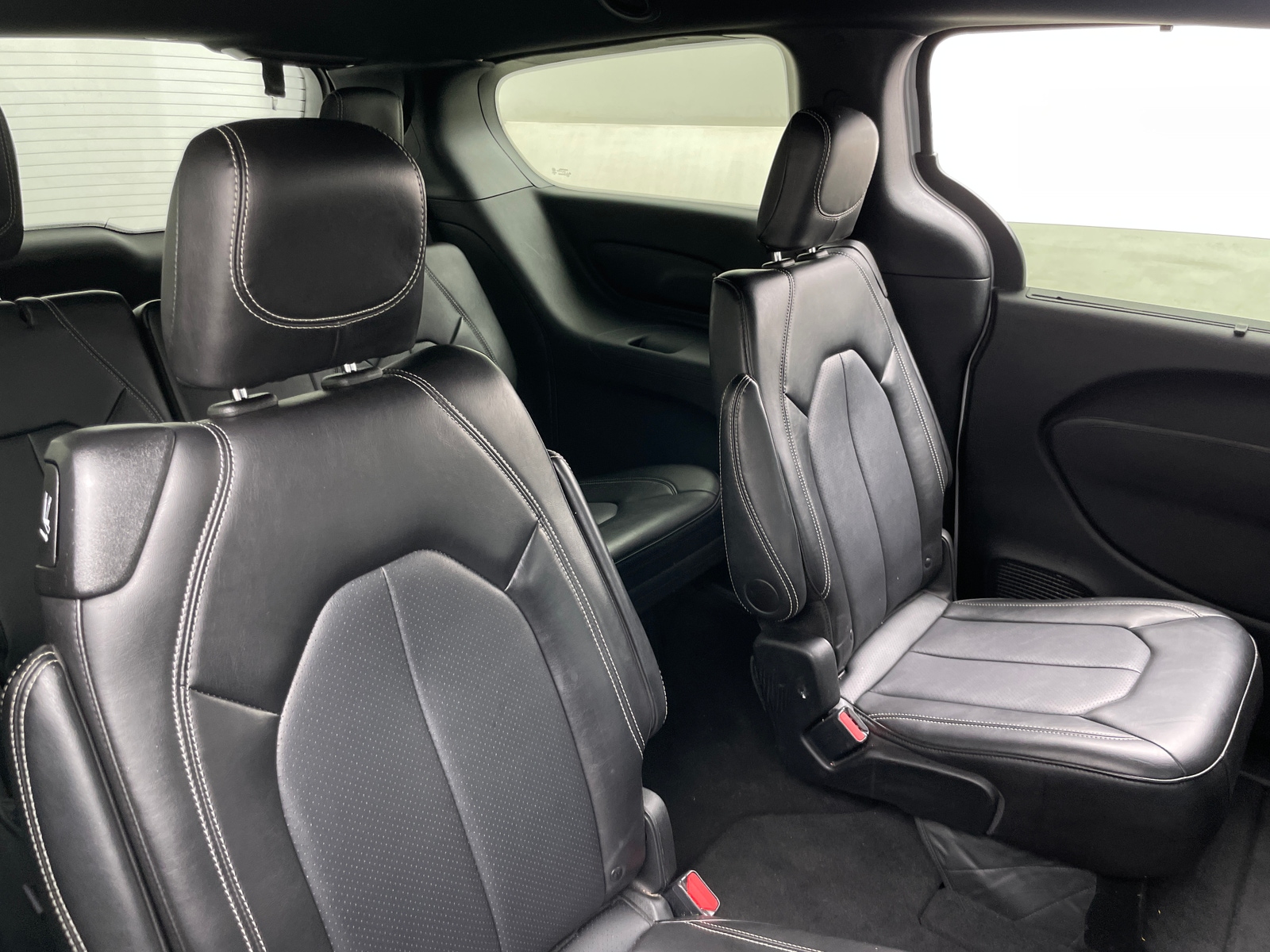 Thumbnail: 2025 Chrysler Pacifica - 5