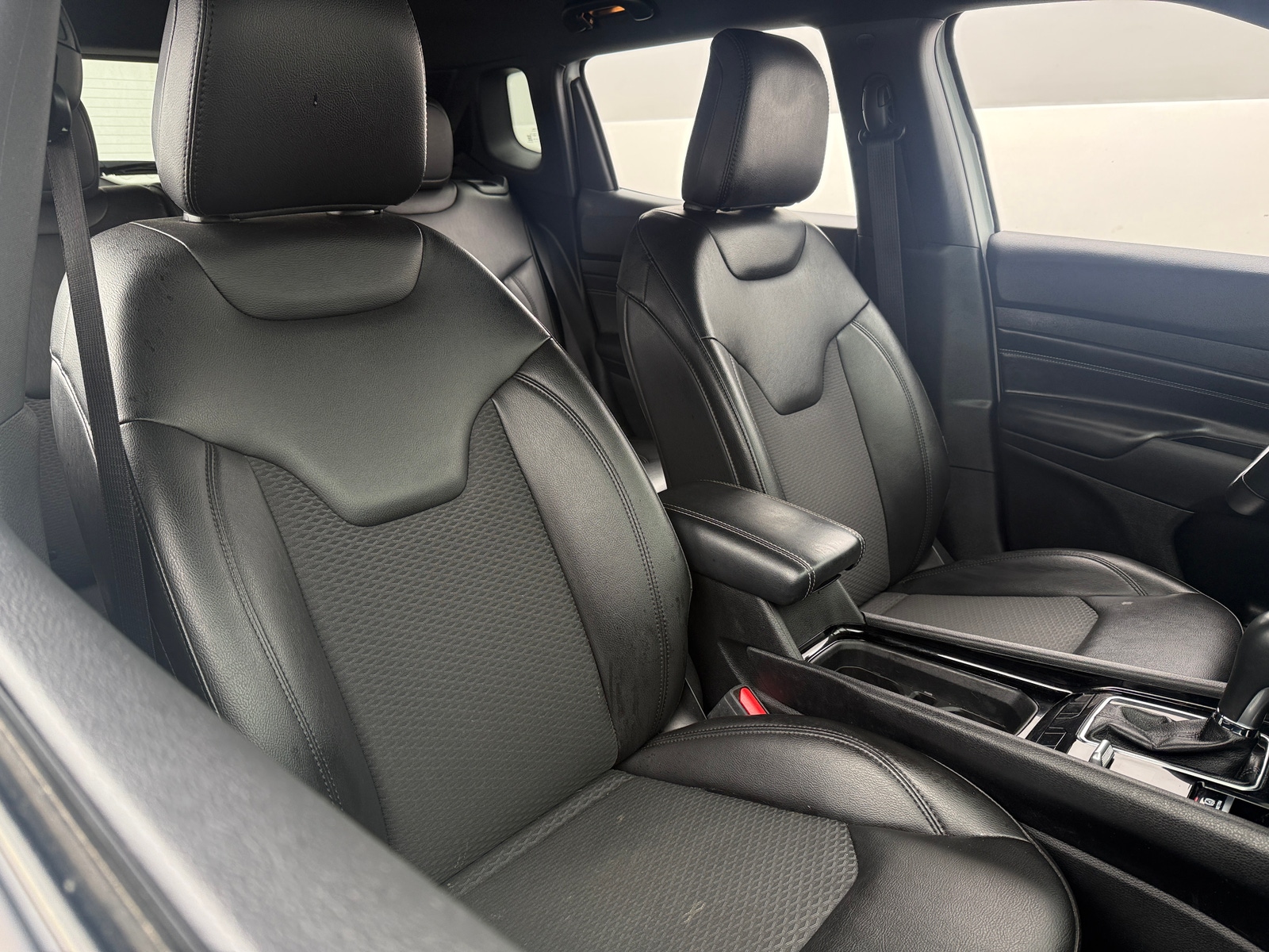 Thumbnail: 2022 Jeep Compass - 2