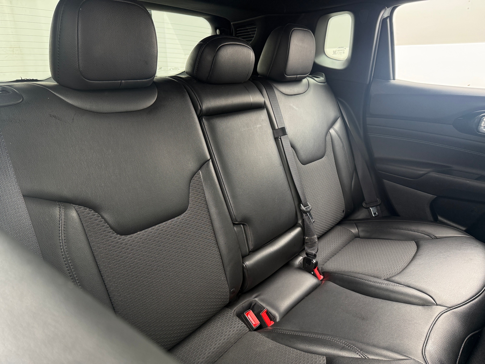 Thumbnail: 2022 Jeep Compass - 6