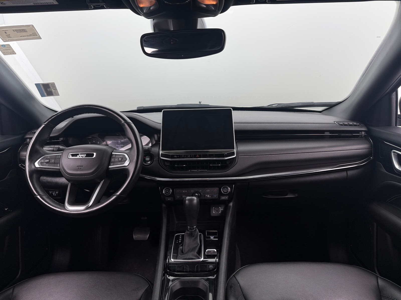 Thumbnail: 2022 Jeep Compass - 3