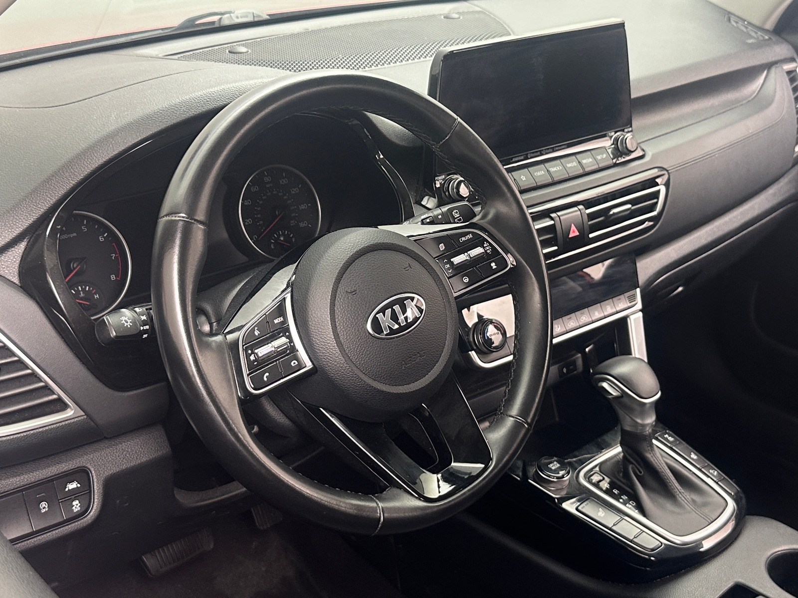 Thumbnail: 2021 Kia Seltos - 4