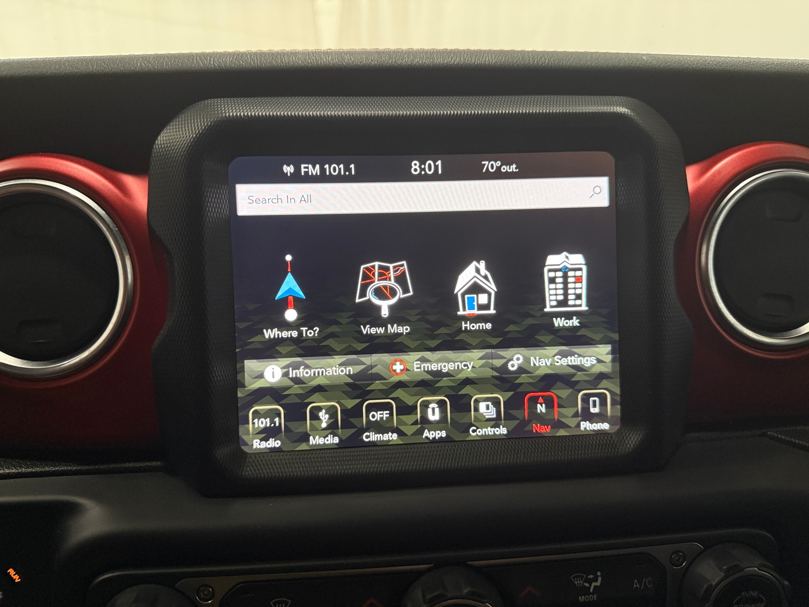 Thumbnail: 2019 Jeep Wrangler - 3