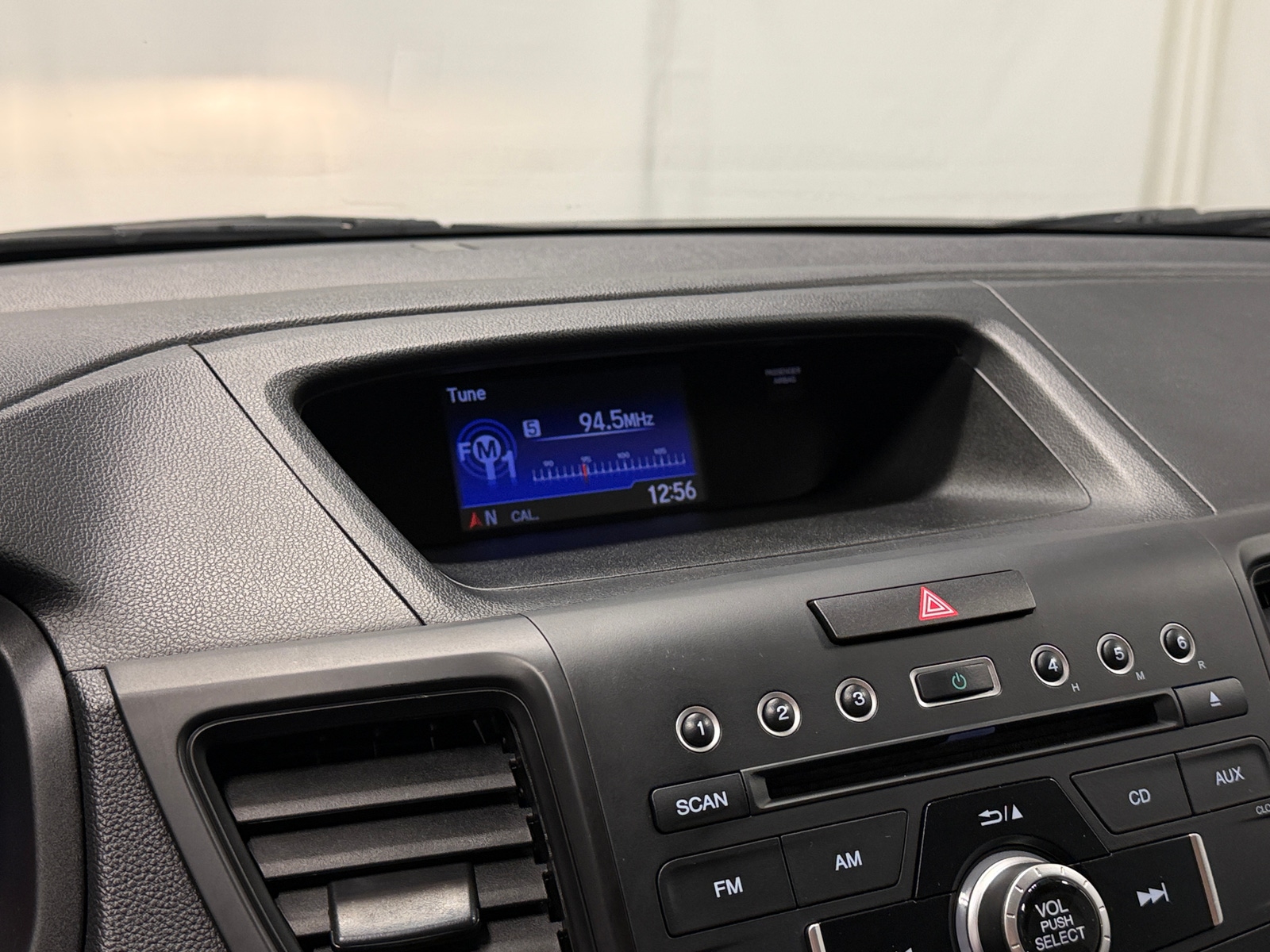 Thumbnail: 2015 Honda CR-V - 4