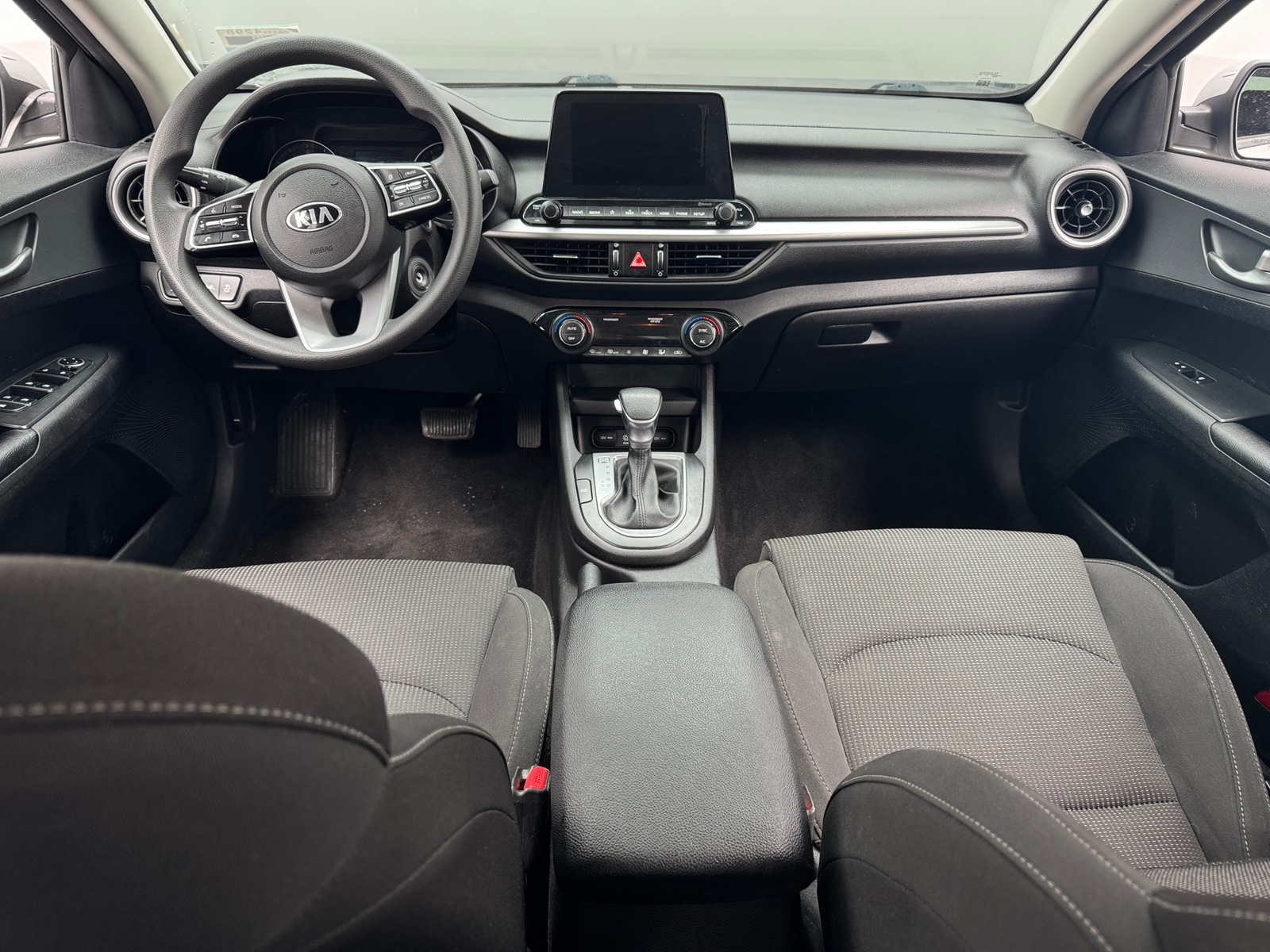 Thumbnail: 2019 Kia Forte - 3
